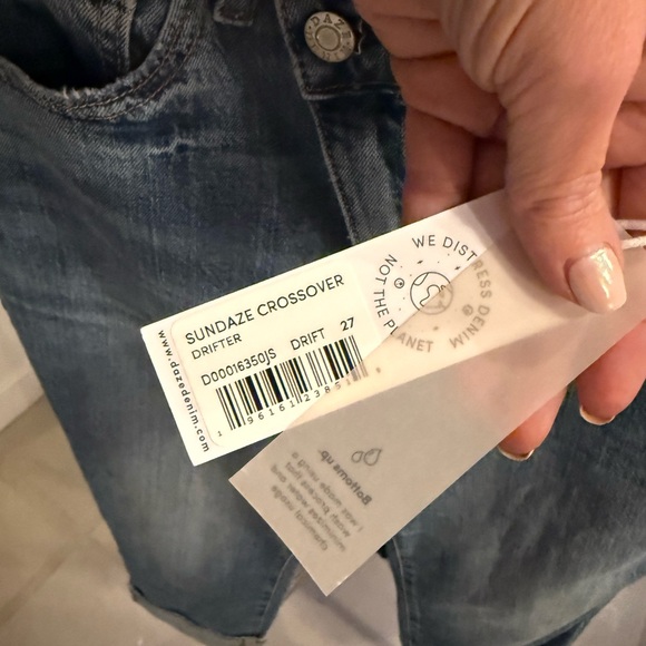 DAZE Sundaze Crossover Jeans 27 Drift Asymmetrical High Rise NWT - Picture 7 of 11